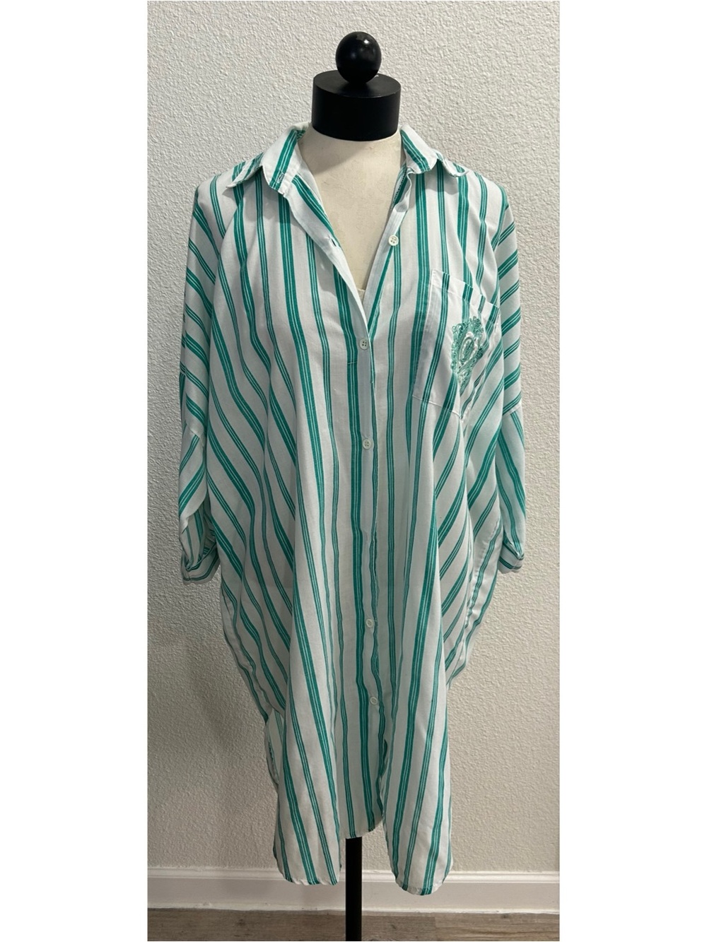 Vintage Quiet Moments Women's Nightshirt Large Green And White Striped Sleepwear